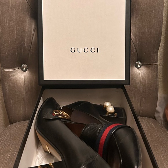 Authentic Gucci Loafers - Picture 12 of 14